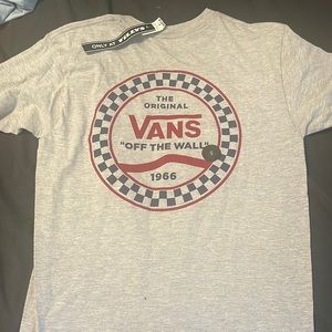 Graphic VANS tee never worn